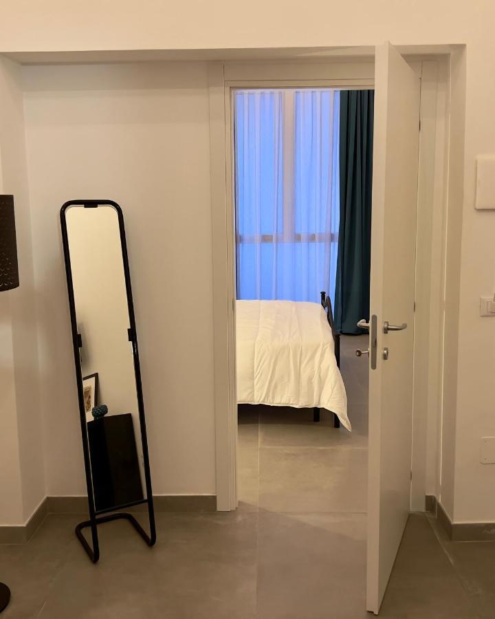 Grottebianche - Sicilian Apartment Catánia Buitenkant foto
